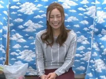 素股だけのはずだったのにヌルッと挿入→乳房射精される美貌の人妻