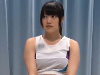 豊乳の素人娘がマッサージだと騙されてのピストン性交で恍惚絶頂