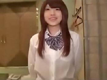 お金の為に夫の前で他人ペニス受け入れたとても綺麗な人妻