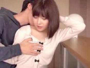 童顔美白美少女が彼氏にドキドキしすぎて汗塗れの親密なSEX!!