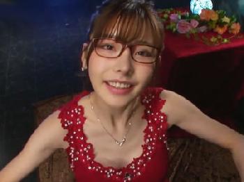 眼鏡の似合う艶っぽい色香を放つ美女が凄い性テクニックを惜しげもなく披露し精液処理