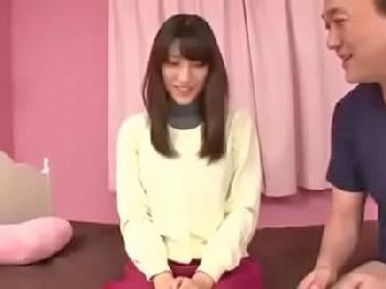 感じると母乳が吹き出す素人人妻と熱を帯びた精力的なセックス