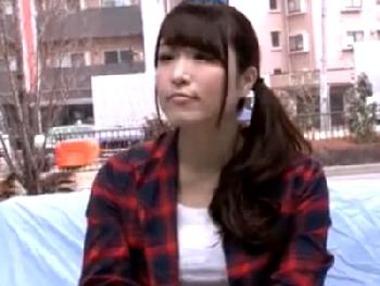 ペニスに飢えてる団地若妻に巨根を魅せつけて潮吹き失神スプラッシュ!!