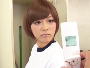 巨乳家庭教師の勉強前の抜きサポ授業