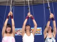 スカート巾着にして顔の見えない娘の裸当ててみてゲーム!!