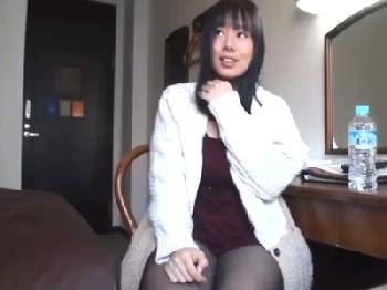 駅前でナンパした爆乳素人をホテルに連れ込み挿入成功