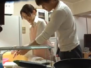 桃尻家政婦さんと性行為する一部始終を盗撮成功W