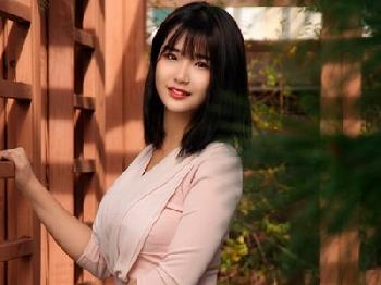 石原さとみ似の美女をGETした完璧ボディの韓国人女性