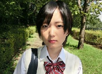 純粋そうに見えてマゾな女子校生!!イラマで濡れる美少女に種付け＆顔面射精