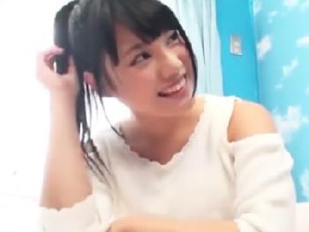 ベビーフェイス美少女がナンパされマジックミラー号で脱がされながら猥褻ハメ