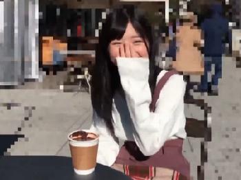 ガチでキュートな素人女子がイケメンに照れながら熱を帯びたハメ撮り