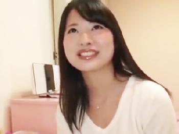 凄く綺麗な人妻が童貞を筆おろしして初おまんこ内射精へ導くW