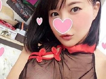 エロティックなおっぱいをプルンプルン揺らして自宅浮気性交で快楽頂点に達する色情狂人妻