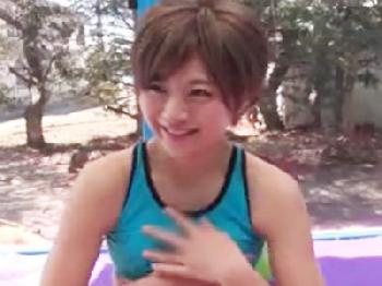 インタビュー中に挿入され止まらないピストンにわけもわからず痙攣絶頂W