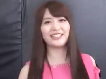 人間UFOキャッチャーとか言う恥ずかし過ぎるチャレンジに失敗して寝取られオメコ内で直接発射される素人娘