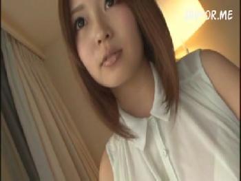 保健のセールスレディの凄く綺麗なお姉さんが枕営業でお客と官能的SEX!!