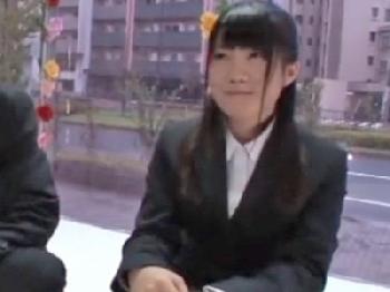 お金欲しさにカメラの前で会社の上司とセックスした女性会社員のさん