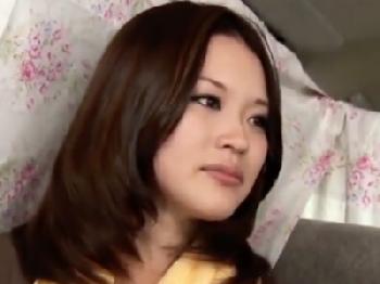 標的はセレブ人妻!!青山でナンパした神素人人妻にゴム無し孕ませ射精成功