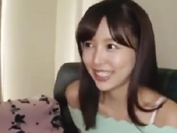 アイドル女優・葵つかさちゃんが日頃の感謝を込めファンペニスを抜きサービス!!