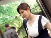 さすが銀座にいるだけあるインテリ美女を軟派SEX