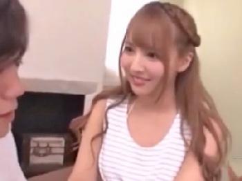 感謝祭でファンペニスを優しく膣コキする小悪魔ビッチな三上悠亜ちゃん