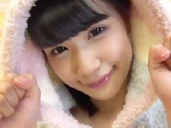 攻めてくる小悪魔女子校生に中出し