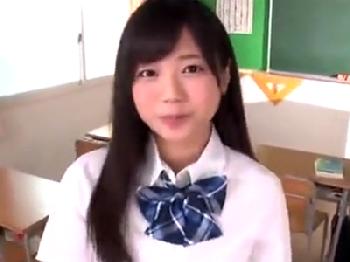 AVに出ていたことがバレた人妻がクズ男たちにオモチャにされる!!