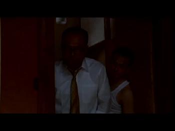 代わる代わる挿入される酒で深酔いして意識がないメガネ熟女会社員