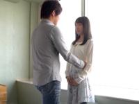 初々しさを感じる控えめな美少女との睦み合う性行為