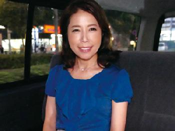 50代になって更に淫らになった人妻が官能世界へと足を踏み入れる3Pセックス