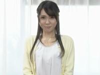 AカップW50センチのスレンダーすぎる素人娘の体が壊れそうなハードピストンSEX