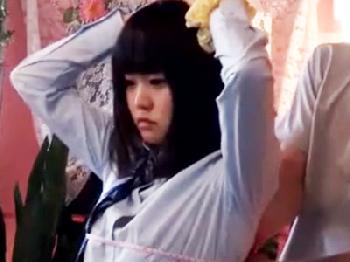 卑猥なオイルマッサージを女子校生に敢行して強姦する冷酷非道なマッサージ師