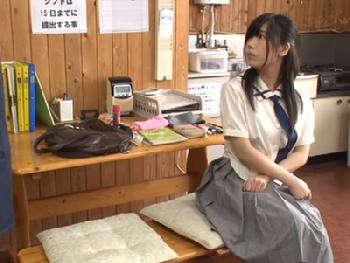 万引き常習犯の女子校生を言いなりにして否応なしに服従凌辱