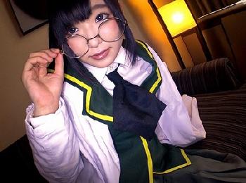 某有名同人コスプレイヤー19歳とオメコ内射精で挿入するヤバいオフ会