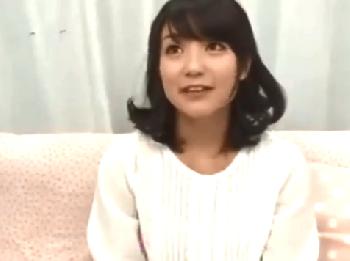 夜の生活もご無沙汰な浮気中の子持ちの凄く綺麗な人妻と傷心旅行W