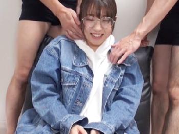 メガネを外したら凄くキュートなマゾな少女の早漏おめこをハードピストン調教!!