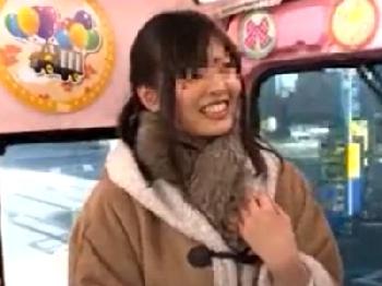 人生初の素股体験のはずが…ぬるっと挿入されてハードピストン食らった素人女子大生