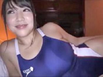 Kカップがはち切れそうなスクール水着で種付け性交