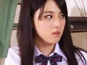 教師に脅され性的暴行された箱入り娘のお嬢様女子校生