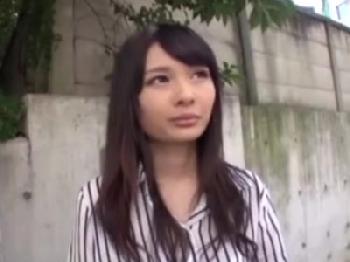 エアーセックスで騙される女子大生は膣内で精子を発射されても仕方ない