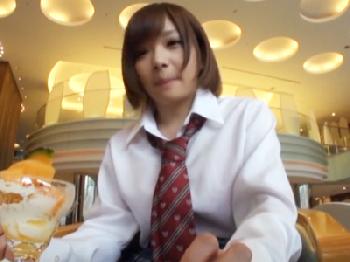 親にも学校にも言えない女子校生の課後限定裏バイトの実態W