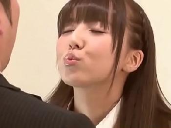 女子校生三上悠亜が大好きな先生を官能的に誘い保健室で青春のおねだりSEX