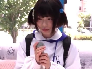 美容系の専門学校に通うガチな不思議ちゃんが…SEXになった途端ただの牝にW