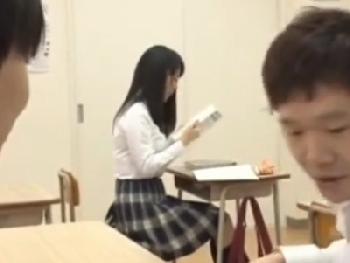 勉強会で寝たクラスメイトに中出し