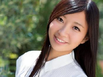 秘めたエロ偏差値に今後の成長ぶりが期待大の新人女子大生デビュー