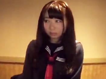 Hカップの現役女子大生が中年男にエロ乳奉仕→後輩騎乗位中出し!!