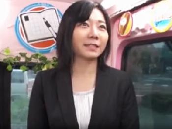 社長秘書のお堅い女性会社員が電動マッサージ器を当てられ理性を失い種付けプレスに狂乱絶頂