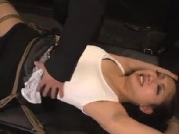 美乳な捜査官が拘束されて何度も昇天させられ続ける凌辱SEX