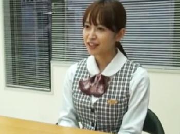 巨乳＆綺麗なお尻の受付嬢を拉致!!アナルとおめこと口を3穴同時責め性暴行