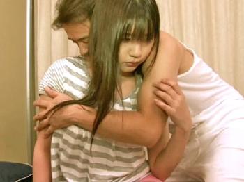 四六時中エロティックなことを考えていて犯されることを望む美少女